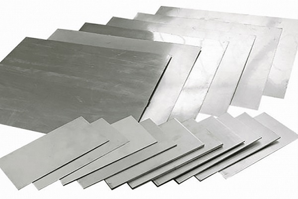 Титановый лист 1x200x400мм ВТ1-0